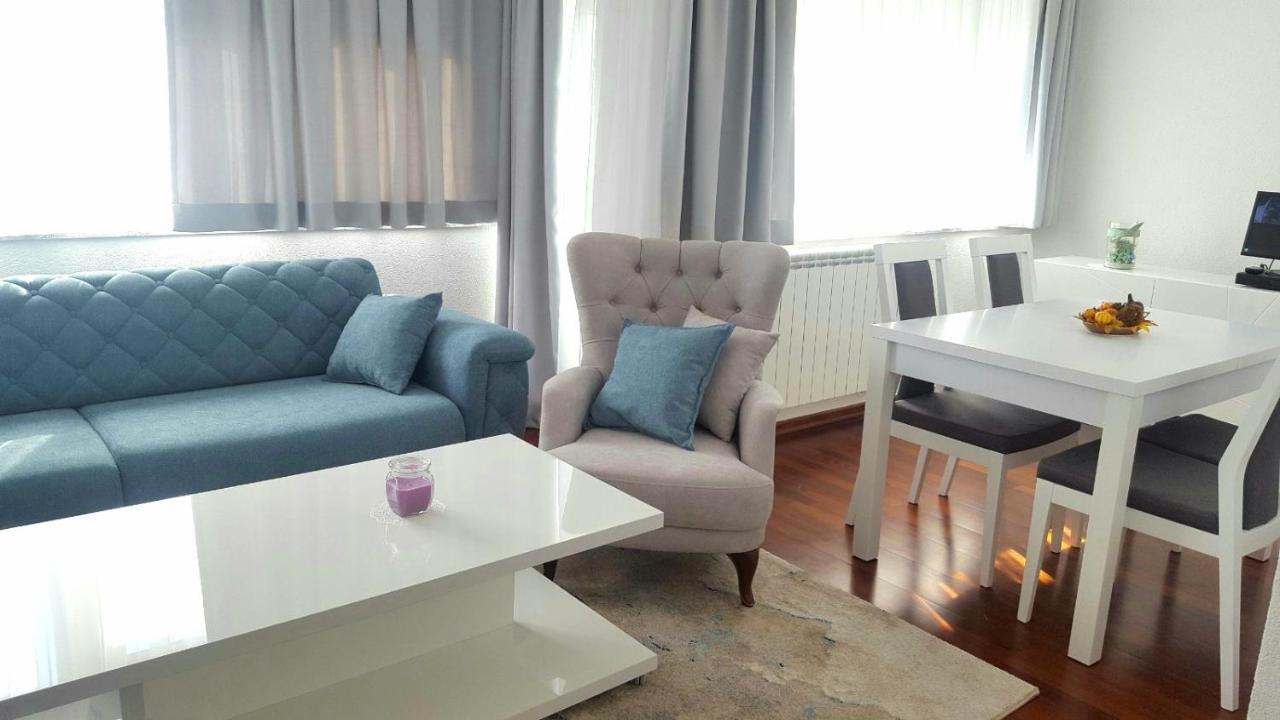 Apartment Esha SJJ Eksteriør bilde